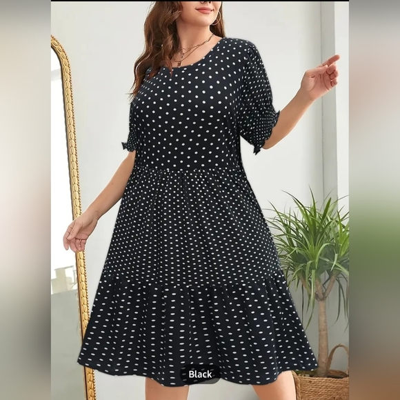 Dress - Picture 1 of 5